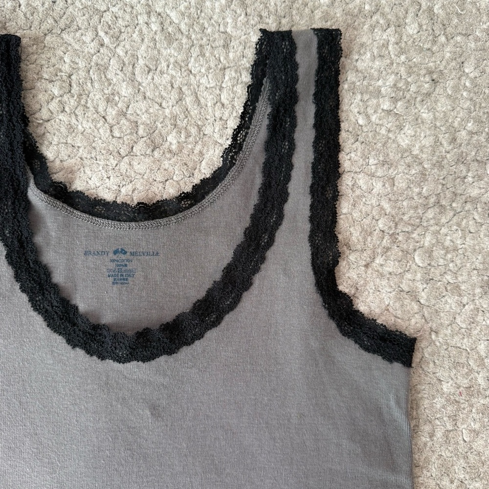 Brandy Melville Tank - Picture 3 of 3